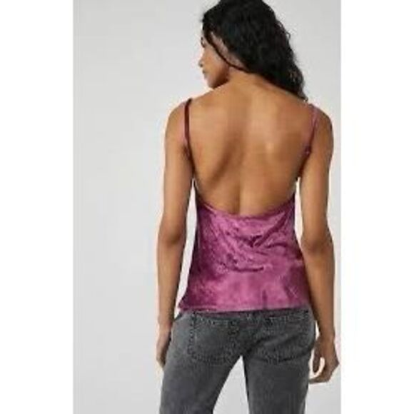 INTIMATELY FREE PEOPLE Women’s Pink Velvet All Night Camisole Tank Top Size S - Picture 3 of 8